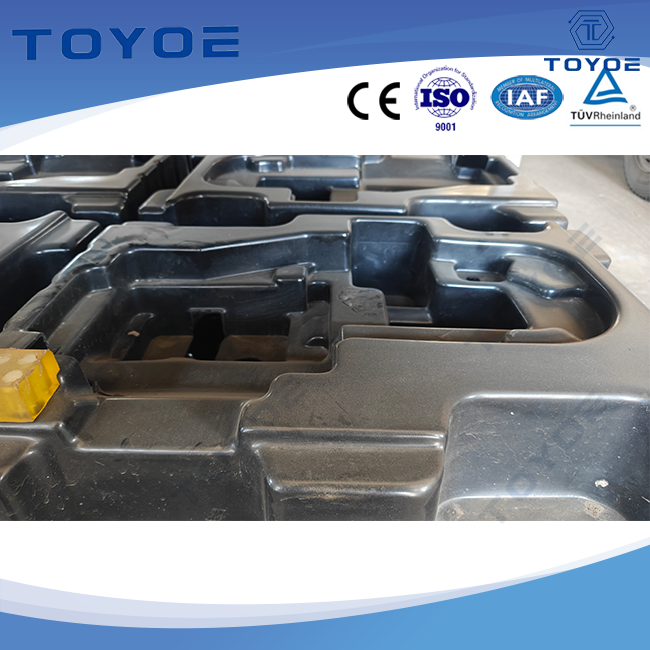 Racks de metal com cortinas: ideal para peças automáticas.