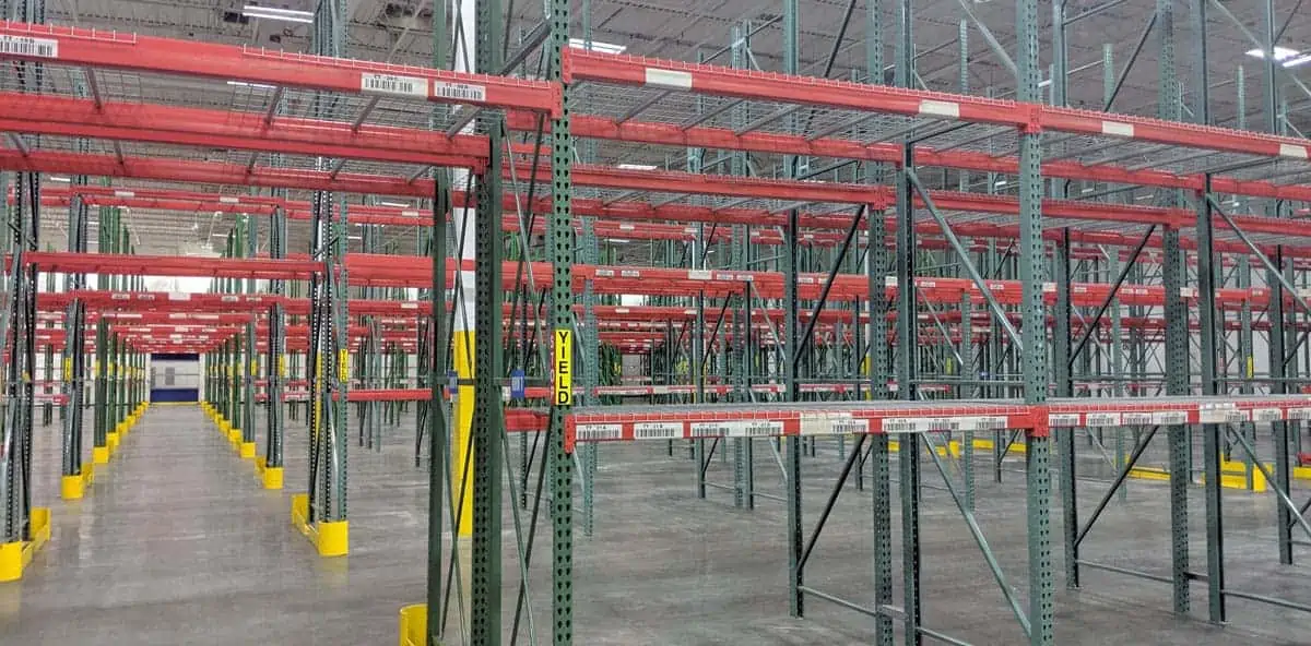 O rack seletivo &eacute; f&aacute;cil de acessar e configurar.