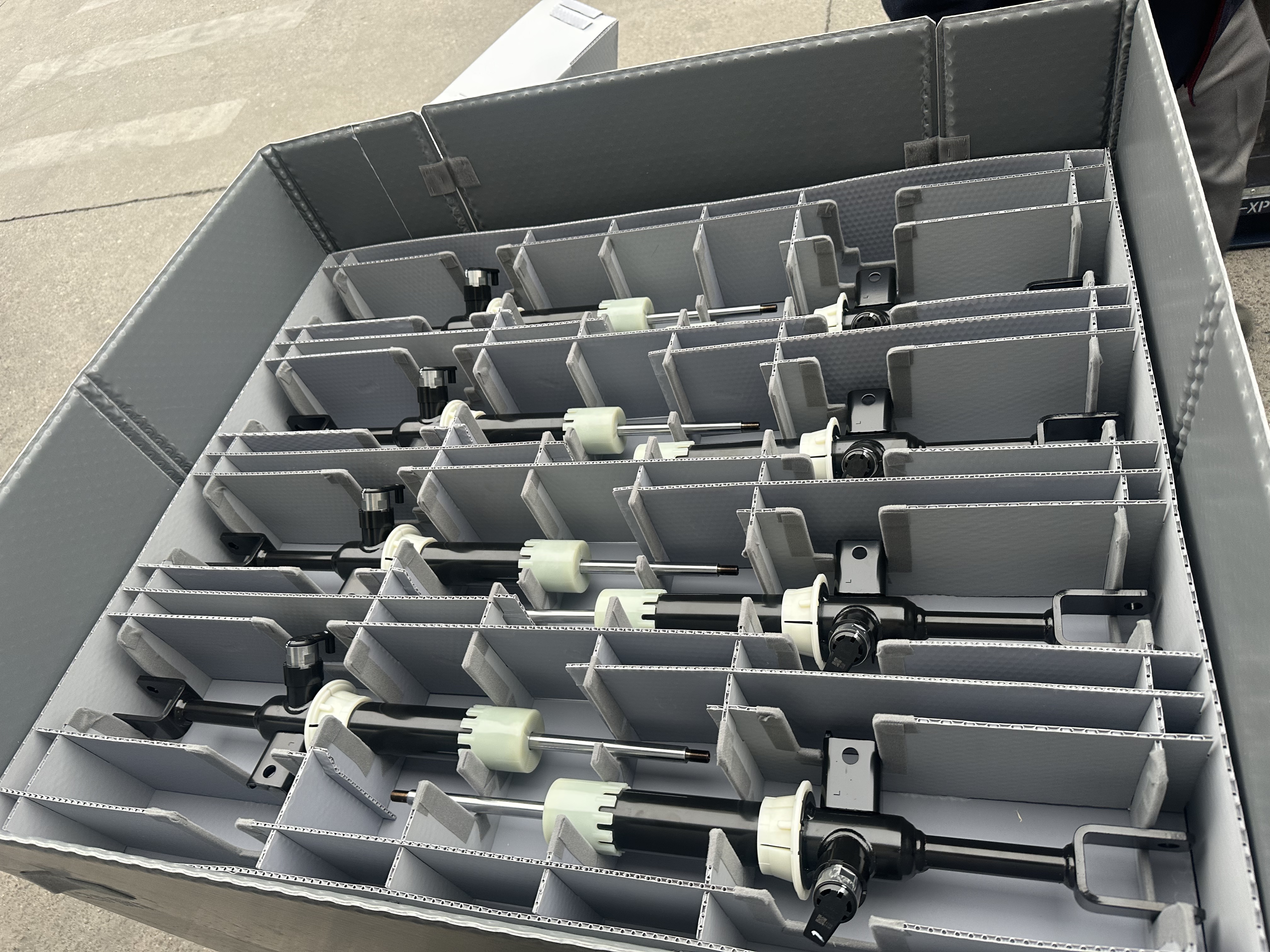 Recipiente de mudança de forma-Projeto Bendy Adapta para caber em qualquer produto de tamanho ímpar