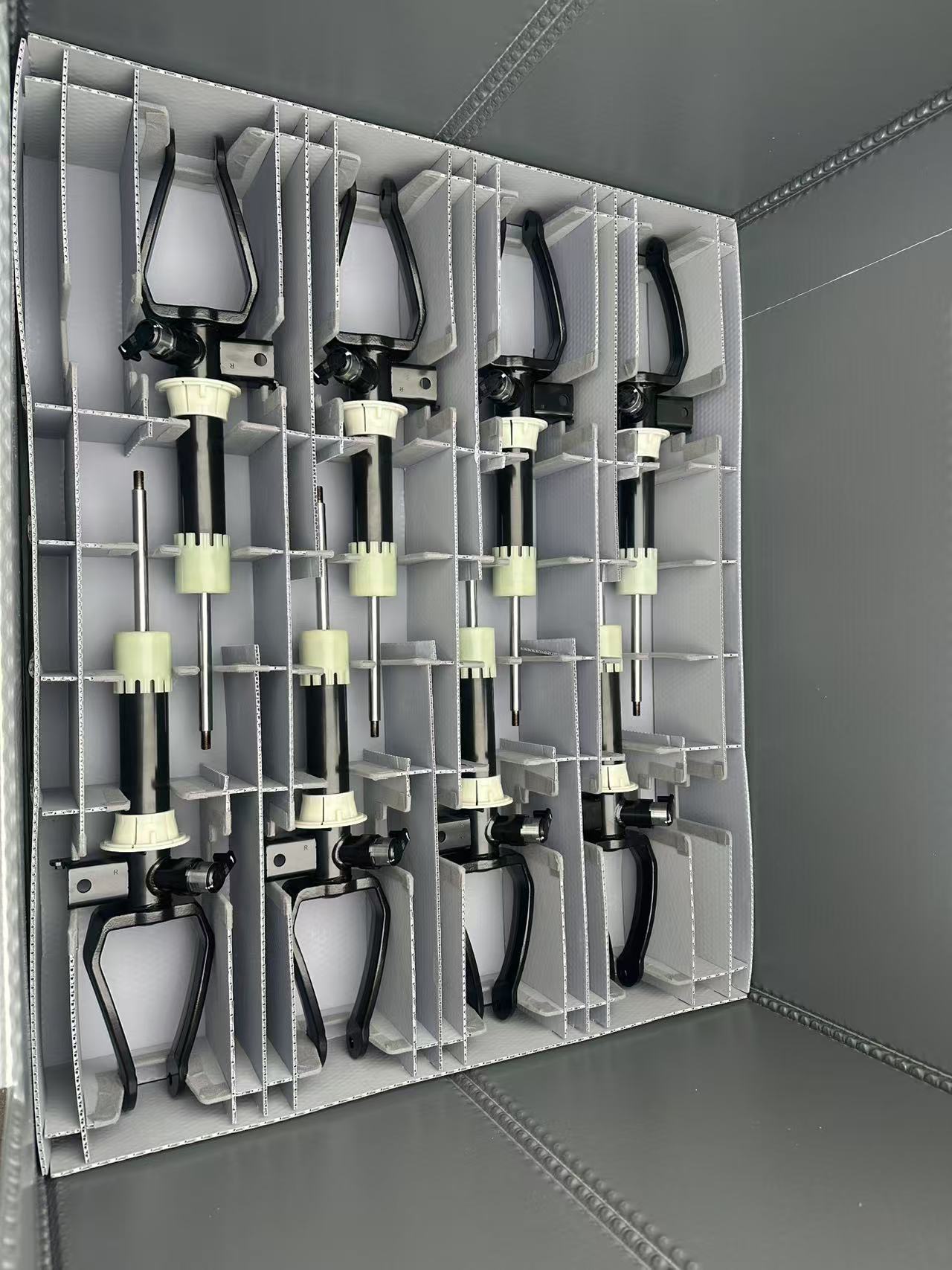 Contêiner de peças de automóveis de nível profissional - construído para proteger, construído para durar