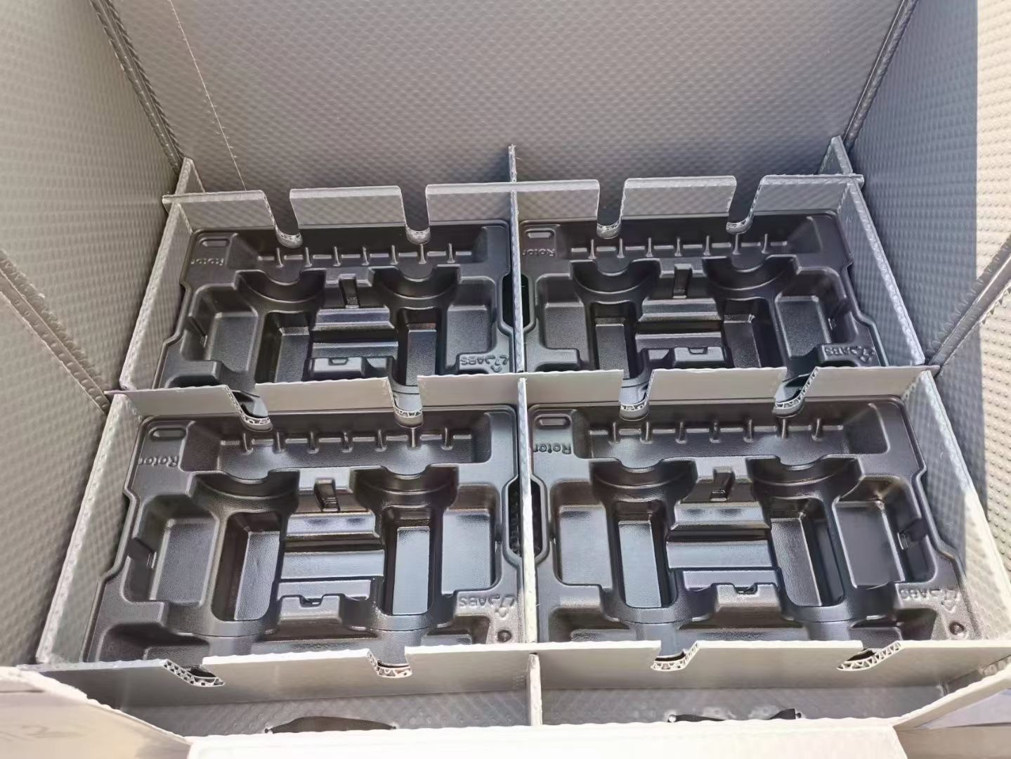 BMW CarbonCore PrecisionShell (Módulo de bateria i7 Certificado/controle de tolerância à superfície de 0,003mm)